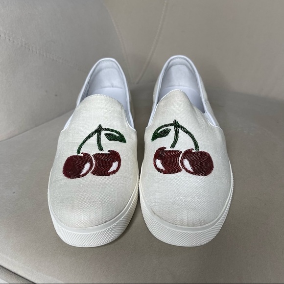 New! Katy Perry Size 7 Shoes Cherry Sequin Print The Kerry Sneaker Slip On - Picture 3 of 5